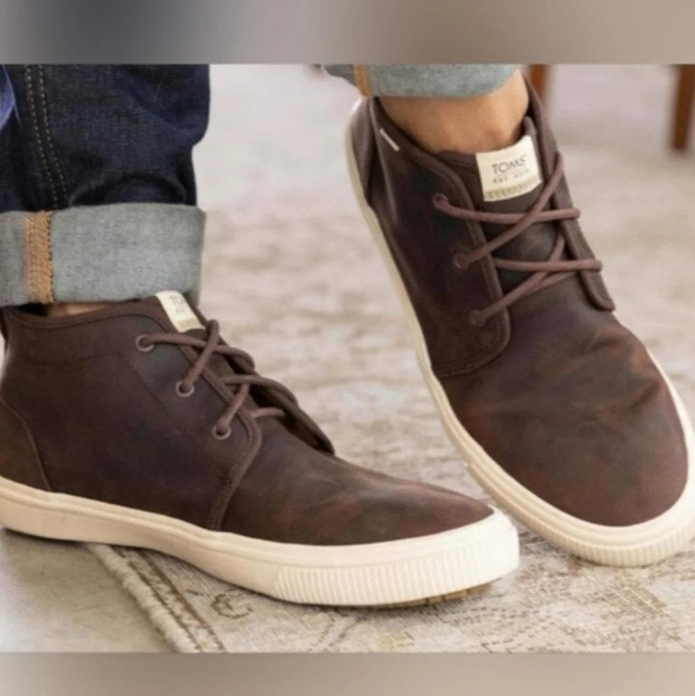 TOMS Men's Carlo Mid Terrain Chukka Boots Size 14 Nwt